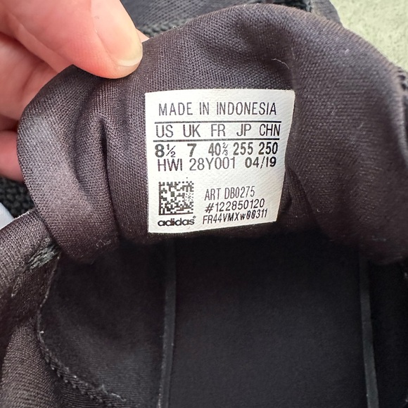 Women’s Adidas Shoes - Picture 4 of 7